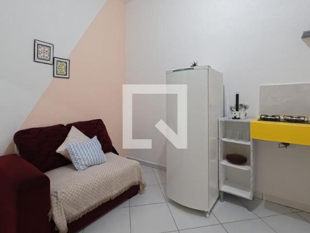 Kitnet aluguel em Região Imediata de São Paulo, Região Metropolitana de São Paulo