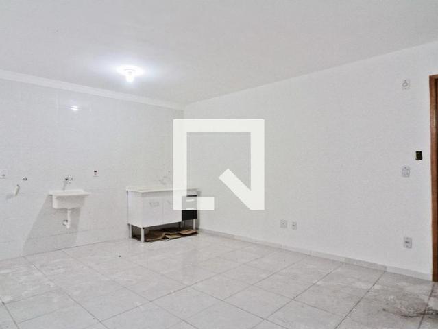 Kitnet aluguel em Região Imediata de São Paulo, Região Metropolitana de São Paulo