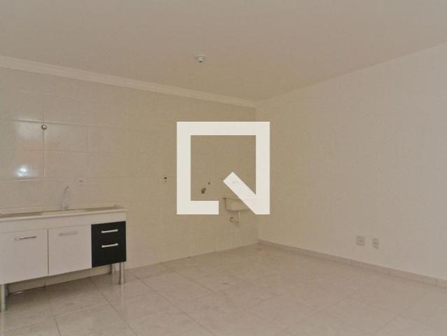 Kitnet aluguel em Região Imediata de São Paulo, Região Metropolitana de São Paulo