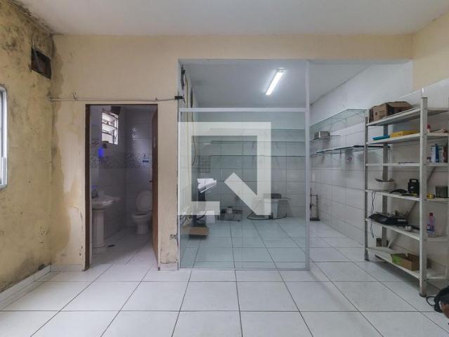 Kitnet aluguel em Região Imediata de São Paulo, Região Metropolitana de São Paulo