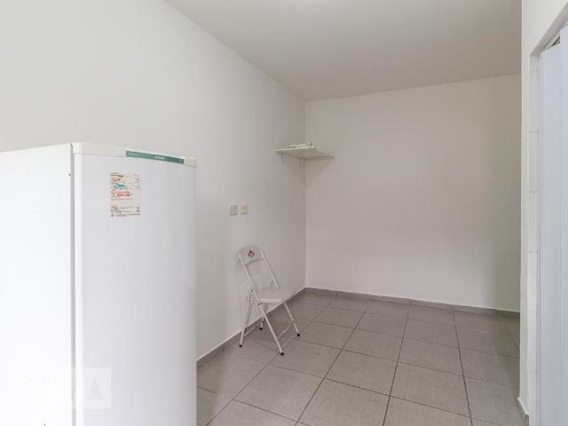 Kitnet aluguel em Rio Pequeno, São Paulo