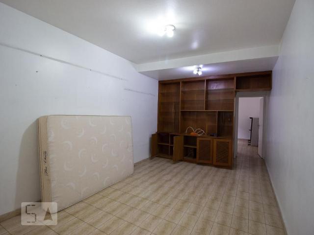 Kitnet aluguel em Região Imediata de São Paulo, Região Metropolitana de São Paulo