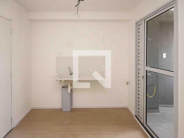 Kitnet aluguel em Região Imediata de São Paulo, Região Metropolitana de São Paulo