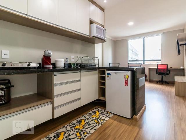 Kitnet aluguel em Região Imediata de São Paulo, Região Metropolitana de São Paulo