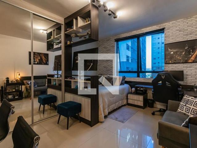 Kitnet aluguel em Região Imediata de São Paulo, Região Metropolitana de São Paulo