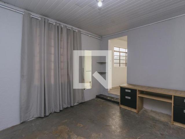 Kitnet aluguel em Região Imediata de São José dos Campos, Região Metropolitana do Vale do Paraíba e Litoral Norte