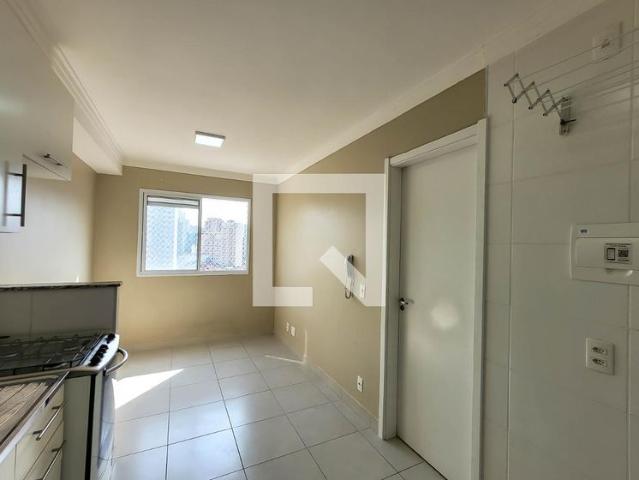 Kitnet aluguel em Região Imediata de São Paulo, Região Metropolitana de São Paulo
