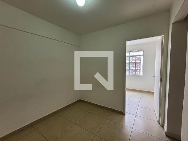 Kitnet aluguel em Região Imediata de São Paulo, Região Metropolitana de São Paulo