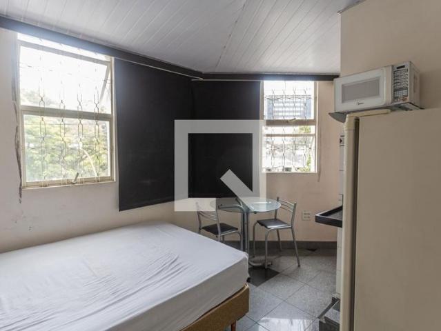 Kitnet aluguel em Região Geográfica Imediata de Belo Horizonte, Região Metropolitana de Belo Horizonte