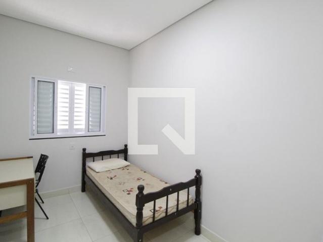 Kitnet aluguel em Região Geográfica Imediata de Uberlândia, Oliveira Fortes