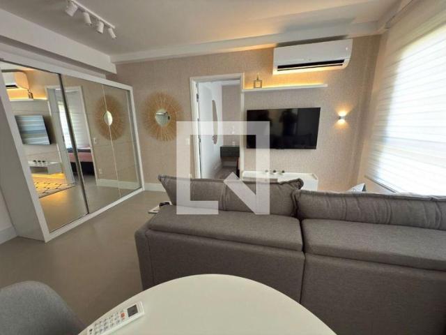 Kitnet aluguel em Indianópolis, São Paulo