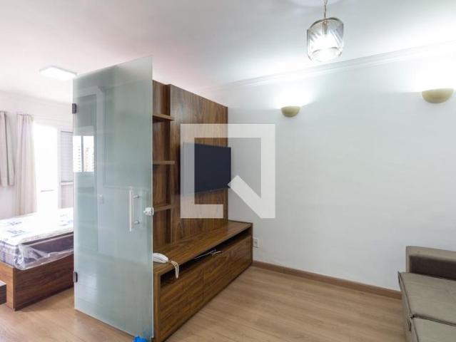 Kitnet aluguel em Indianópolis, São Paulo