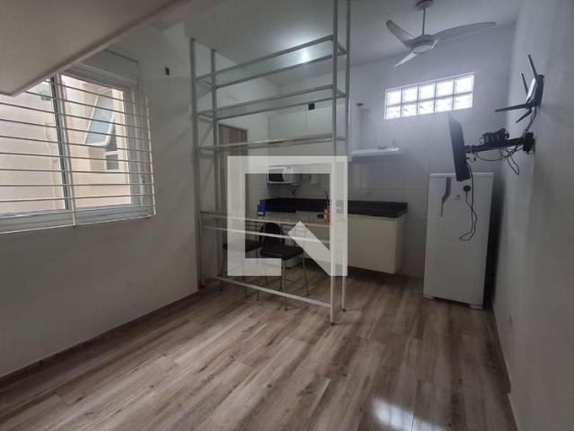 Kitnet aluguel em Região Imediata de São Paulo, Região Metropolitana de São Paulo