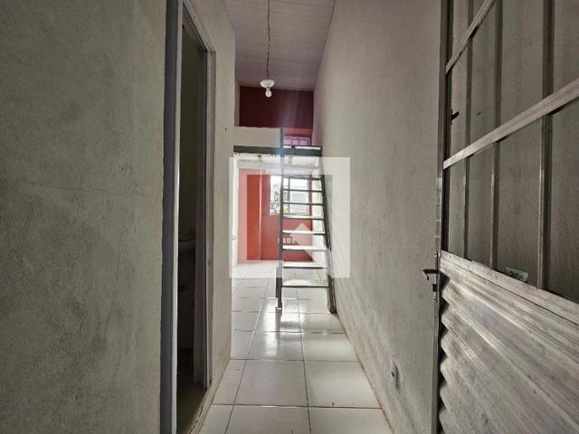 Kitnet aluguel em Região Geográfica Imediata de Salvador, Região Metropolitana de Salvador