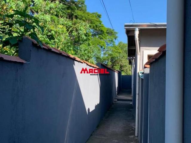 Casa venda em Região Imediata de São José dos Campos, Região Metropolitana do Vale do Paraíba e Litoral Norte