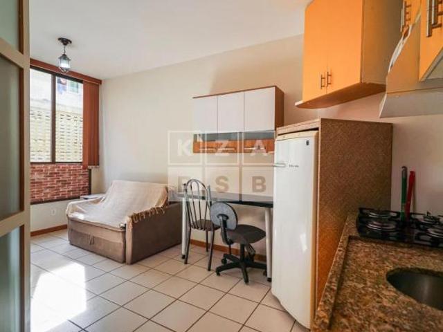 Apartamento venda em Região Geográfica Imediata do Distrito Federal, Região Integrada de Desenvolvimento do Distrito Federal e Entorno