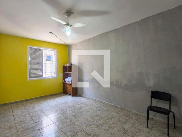 Kitnet aluguel em Região Imediata de Santos, Região Metropolitana da Baixada Santista