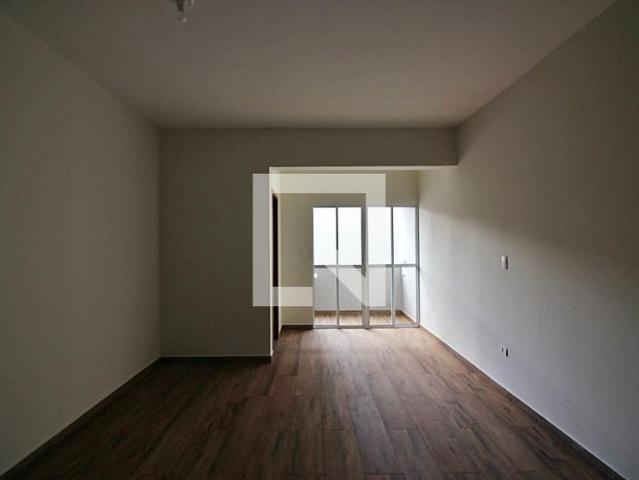 Kitnet aluguel em Região Imediata de São Paulo, Região Metropolitana de São Paulo