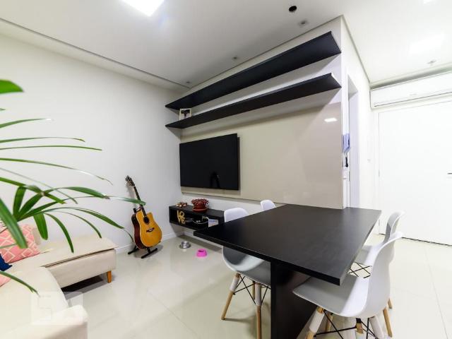 Kitnet aluguel em Região Imediata de São Paulo, Região Metropolitana de São Paulo