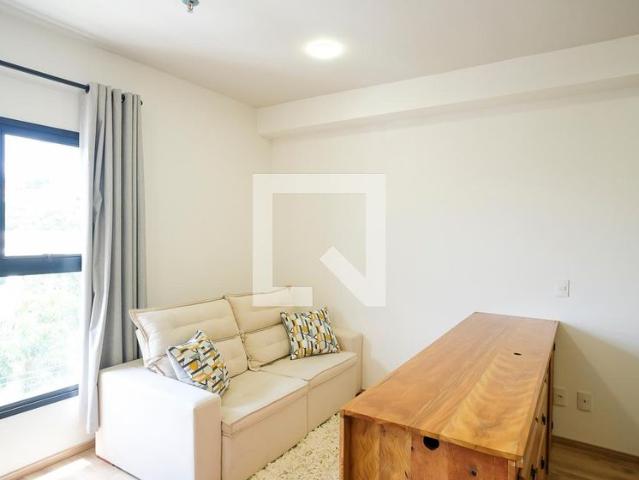 Kitnet aluguel em Região Imediata de São Paulo, Região Metropolitana de São Paulo