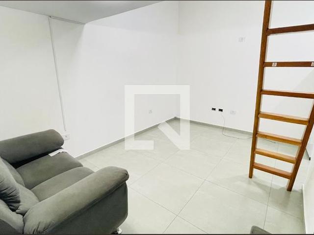 Kitnet aluguel em Região Imediata de São Paulo, Região Metropolitana de São Paulo