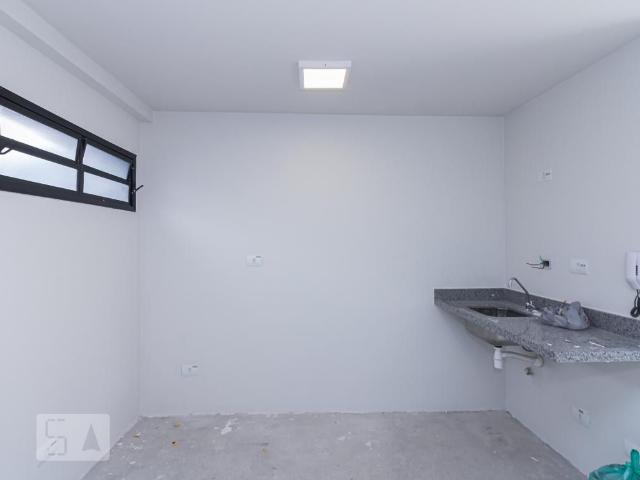 Kitnet aluguel em Região Imediata de São Paulo, Região Metropolitana de São Paulo