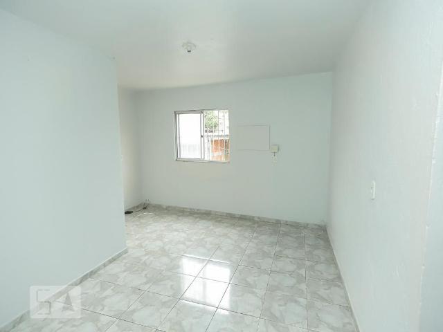 Kitnet aluguel em Região Geográfica Imediata do Rio de Janeiro, Região Metropolitana do Rio de Janeiro