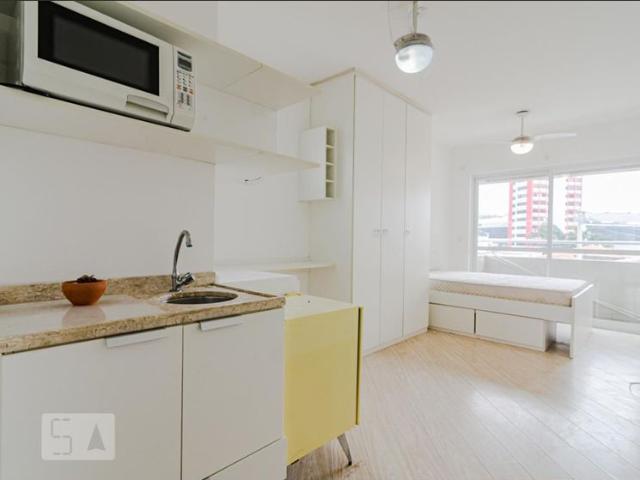 Kitnet aluguel em Pinheiros, São Paulo