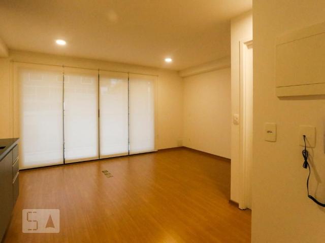 Kitnet aluguel em Região Imediata de São Paulo, Região Metropolitana de São Paulo