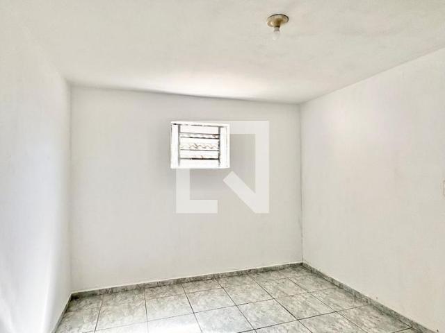 Kitnet aluguel em Região Imediata de São Paulo, Região Metropolitana de São Paulo