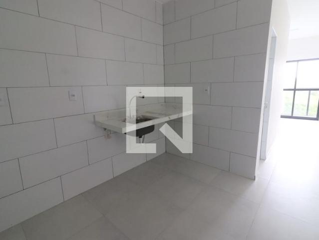 Kitnet aluguel em Região Imediata de São Paulo, Região Metropolitana de São Paulo