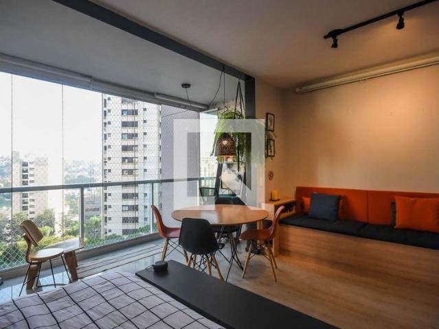 Kitnet aluguel em Região Imediata de São Paulo, Região Metropolitana de São Paulo