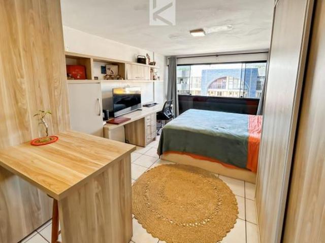 Apartamento venda em CLN 208, Plano Piloto