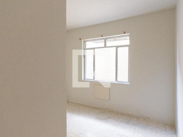 Kitnet aluguel em Região Geográfica Imediata do Rio de Janeiro, Região Metropolitana do Rio de Janeiro