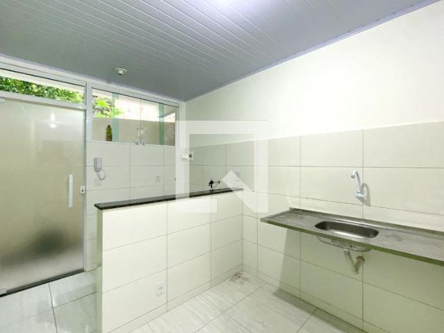 Kitnet aluguel em Região Geográfica Imediata de Belo Horizonte, Região Metropolitana de Belo Horizonte