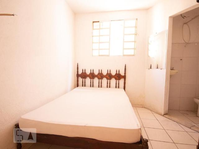 Kitnet aluguel em Região Geográfica Imediata de Belo Horizonte, Região Metropolitana de Belo Horizonte