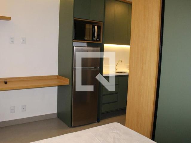 Kitnet aluguel em Região Imediata de São Paulo, Região Metropolitana de São Paulo