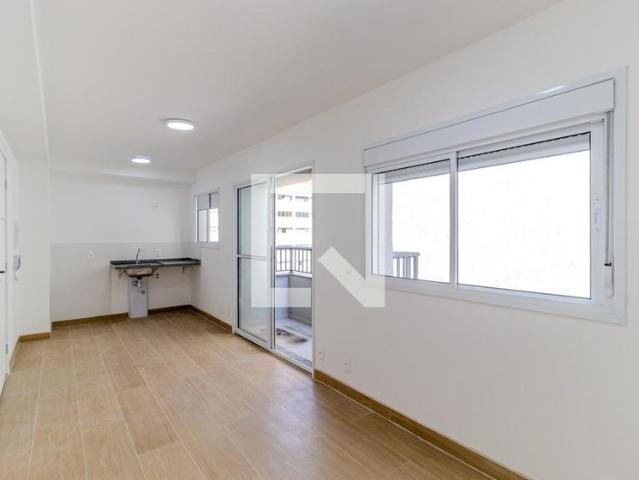 Kitnet aluguel em Região Imediata de São Paulo, Região Metropolitana de São Paulo