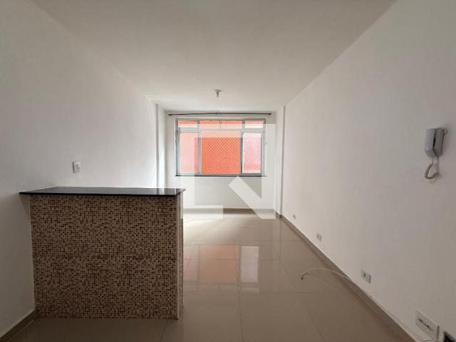 Kitnet venda em Região Imediata de São Paulo, Região Metropolitana de São Paulo