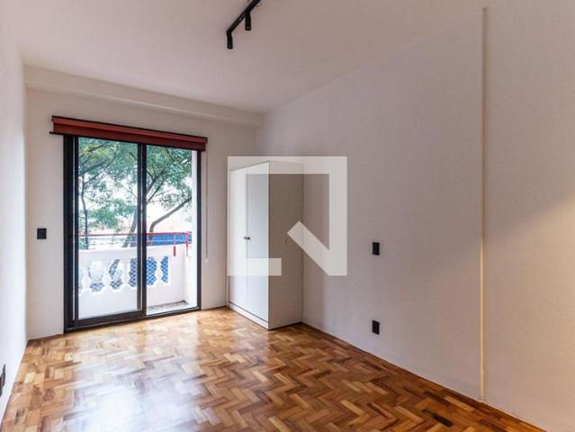 Kitnet aluguel em Região Imediata de São Paulo, Região Metropolitana de São Paulo
