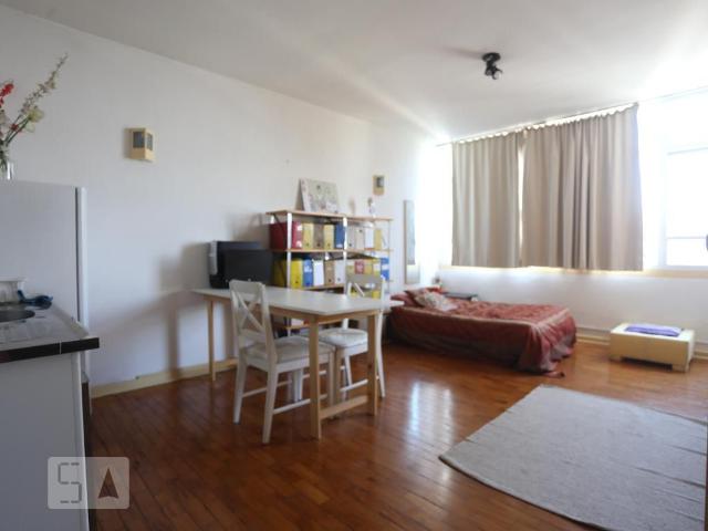 Kitnet aluguel em Região Imediata de São Paulo, Região Metropolitana de São Paulo