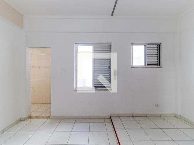 Kitnet aluguel em Região Imediata de São Paulo, Região Metropolitana de São Paulo