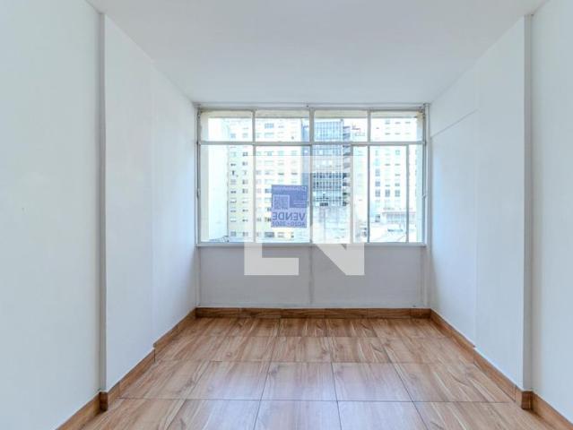Kitnet aluguel em Região Imediata de São Paulo, Região Metropolitana de São Paulo