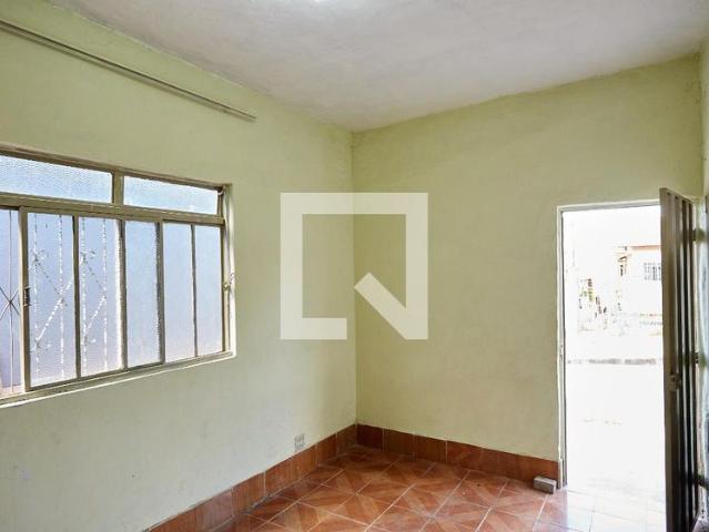 Kitnet aluguel em Região Geográfica Imediata de Belo Horizonte, Região Metropolitana de Belo Horizonte