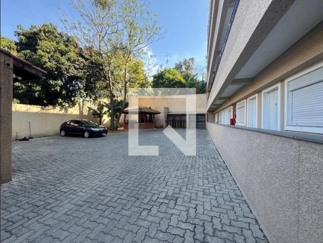 Kitnet aluguel em Região Imediata de São Paulo, Região Metropolitana de São Paulo