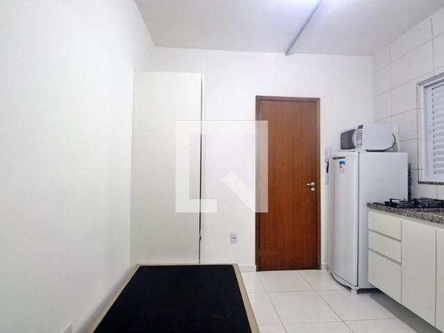 Kitnet aluguel em Região Imediata de São Paulo, Região Metropolitana de São Paulo