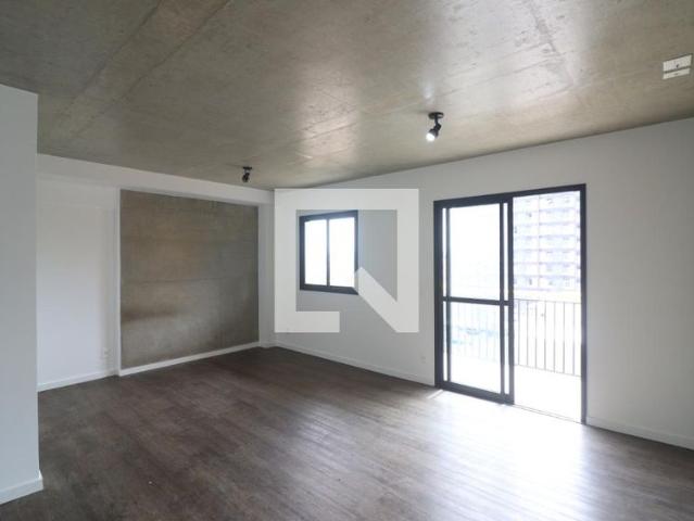 Kitnet aluguel em Região Imediata de São Paulo, Região Metropolitana de São Paulo