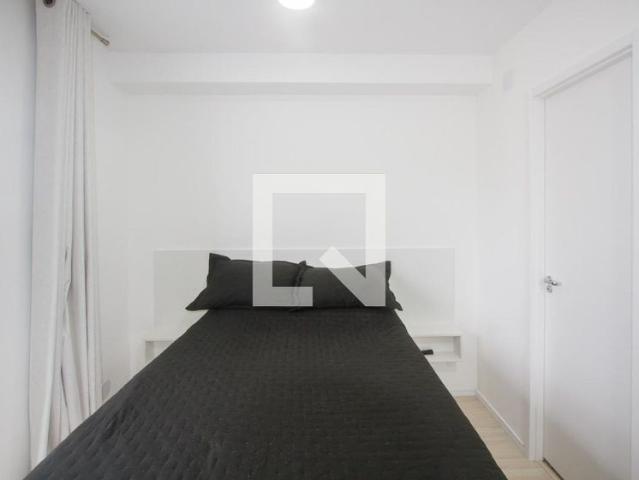 Kitnet aluguel em Santo Amaro, Biritiba-Mirim