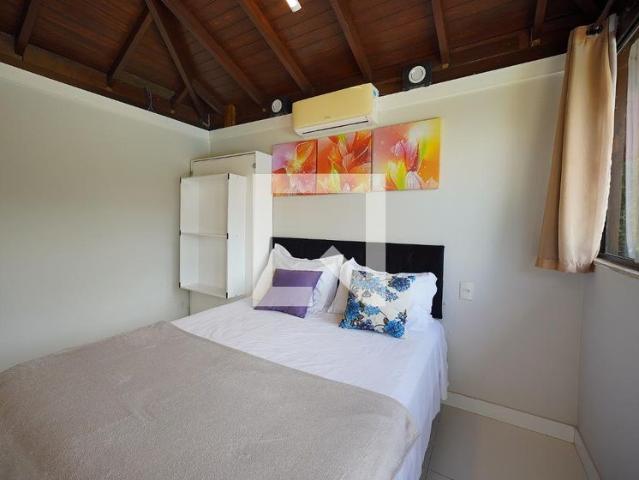 Kitnet aluguel em Região Geográfica Imediata de Florianópolis, Desterro