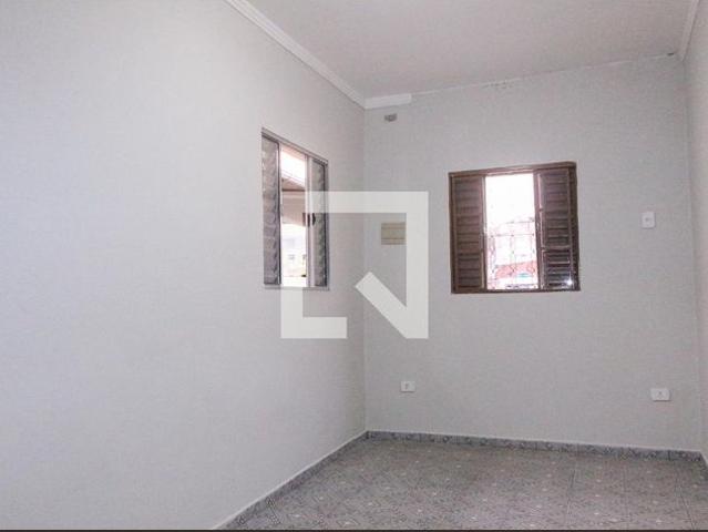 Kitnet aluguel em Região Imediata de São Paulo, Região Metropolitana de São Paulo